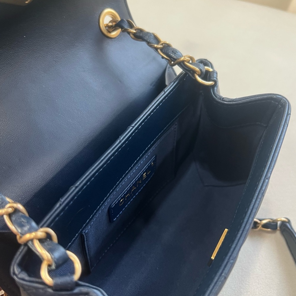 Chanel Navy Blue Diamond Lock Crossbody Flap Bag - Picture 9 of 12
